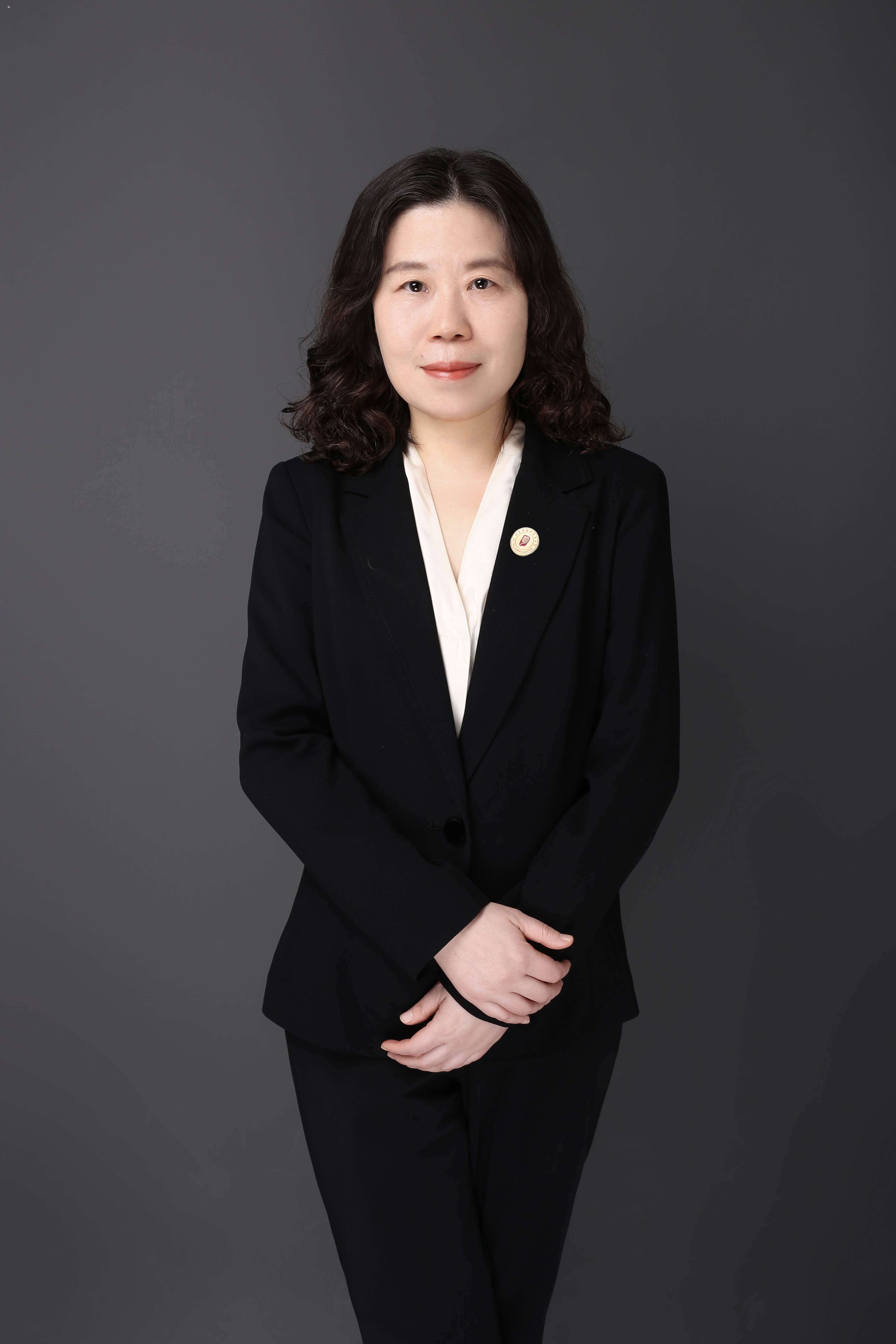 黄晓丽律师